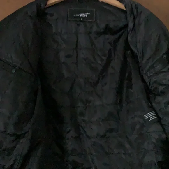 Men’s Leather jacket - Picture 8 of 11